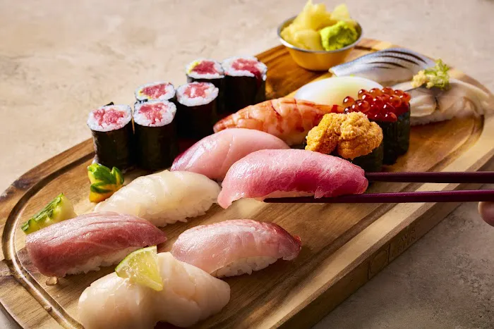 Seafood and Sushi Bistro TSUBOMI Picture 9
