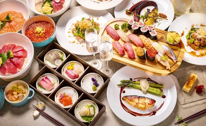 Seafood and Sushi Bistro TSUBOMI Picture 1