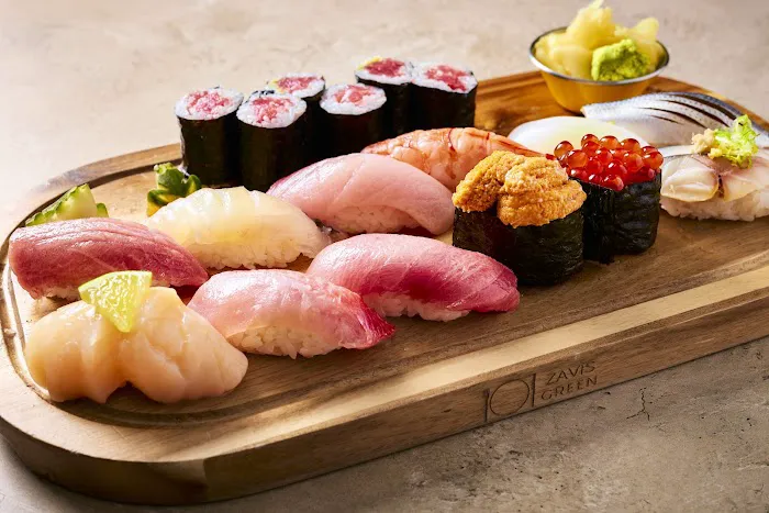 Seafood and Sushi Bistro TSUBOMI Picture 5