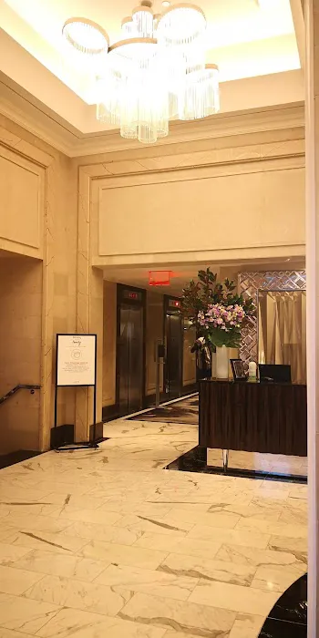 540 Park at Loews Regency Hotel Picture 4