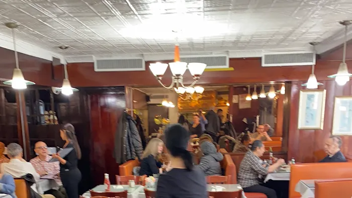 Eat Here Now Picture 12