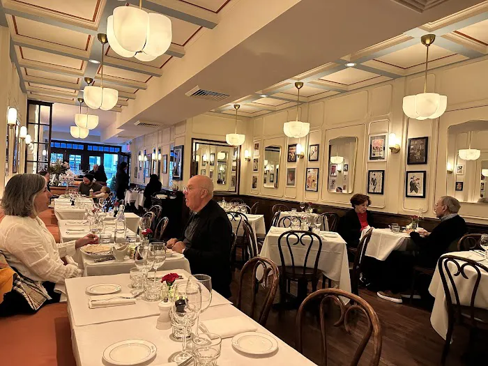 Monsieur Bistro Restaurant Picture 5
