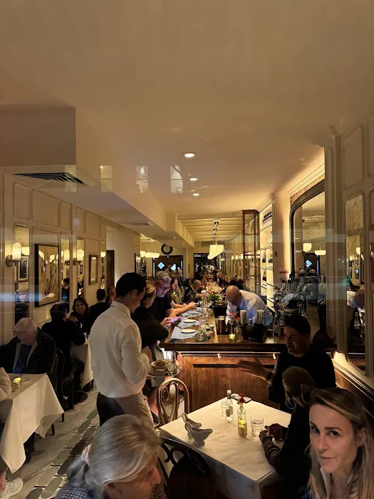 Monsieur Bistro Restaurant Picture 3