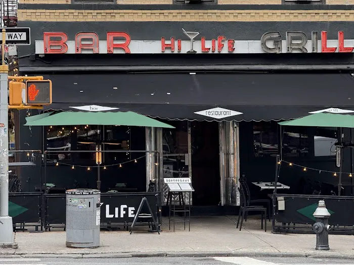 Hi Life Bar & Grill Picture 1