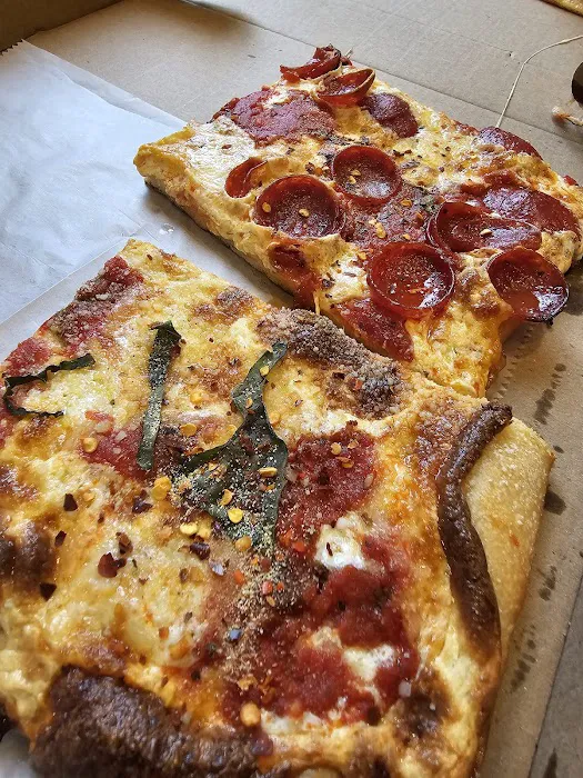 Marinara Pizza Upper West Picture 4