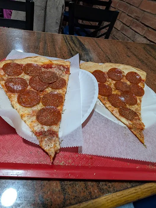 Mariella Pizza Picture 5