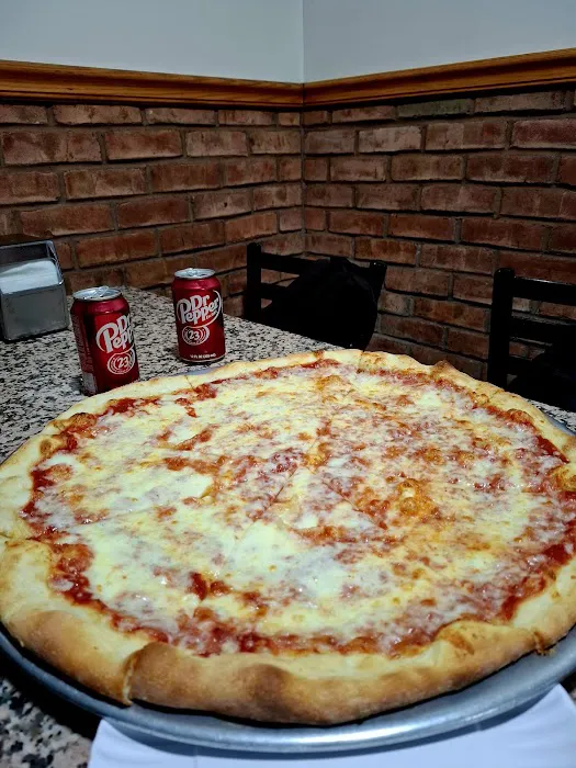 Mariella Pizza Picture 2