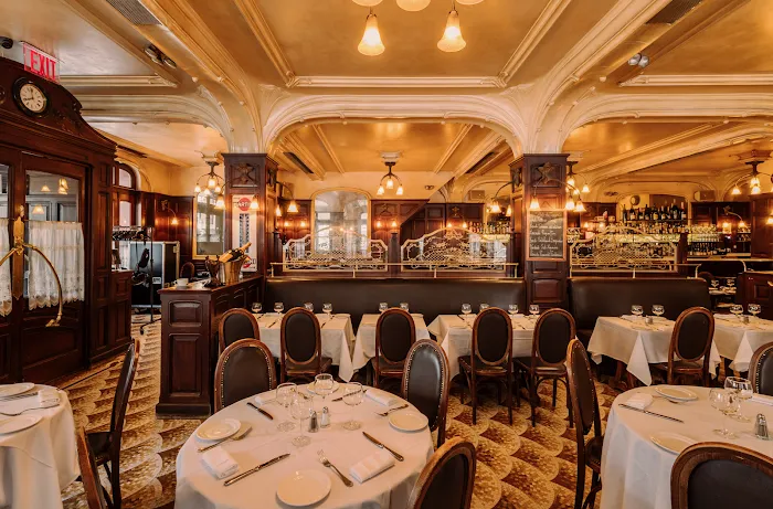 Orsay Picture 8