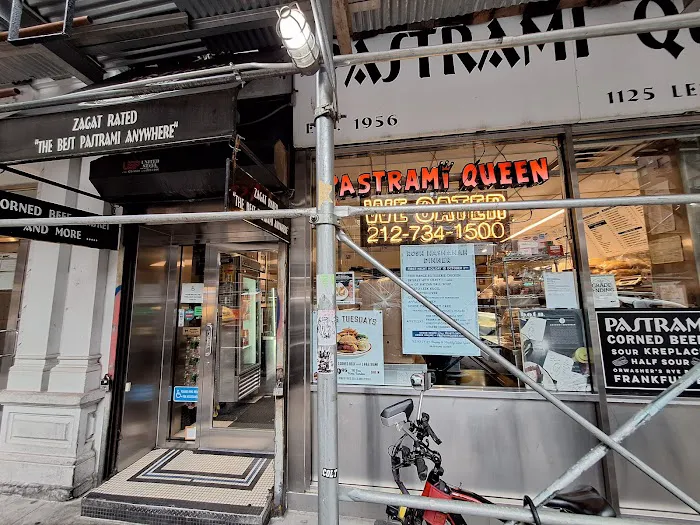 Pastrami Queen Picture 9