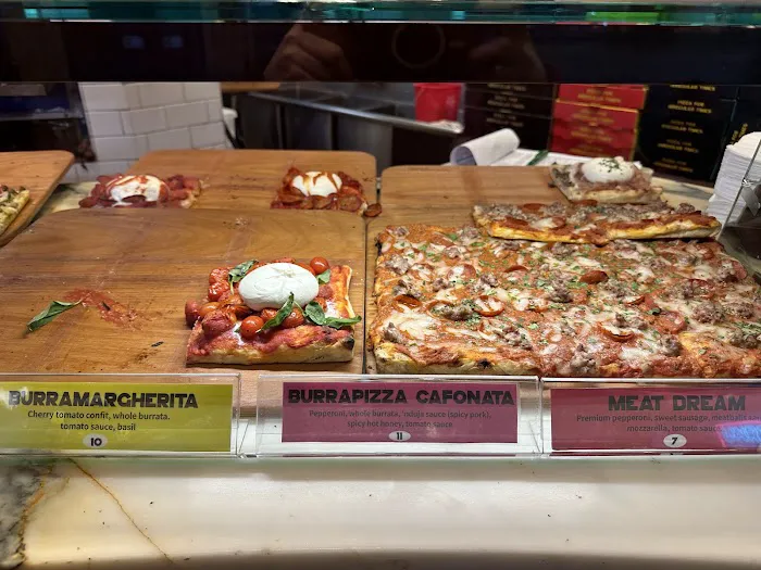 Unregular Pizza Picture 6