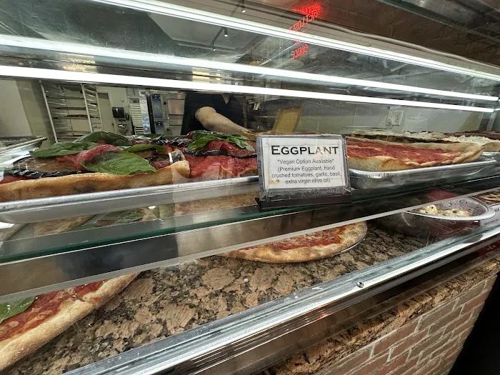 Village Square Pizza - Upper East Side Picture 9