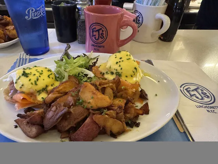 EJ's Luncheonette Picture 9