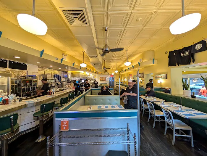 EJ's Luncheonette Picture 4