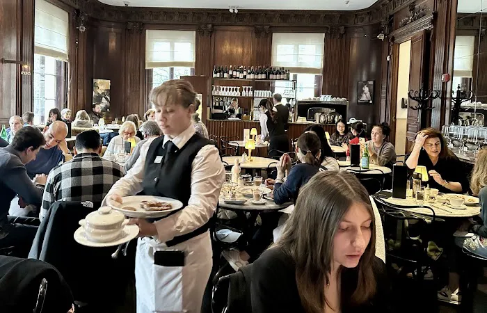 Café Sabarsky Picture 8