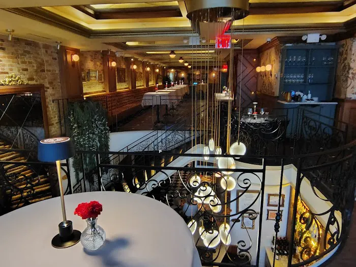 The Consulate Midtown Picture 3