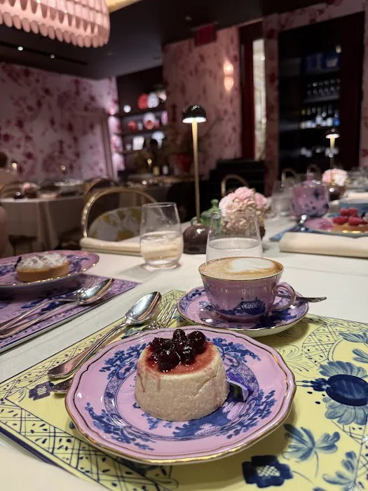 Cafe Ginori at Bergdorf Goodman Picture 7