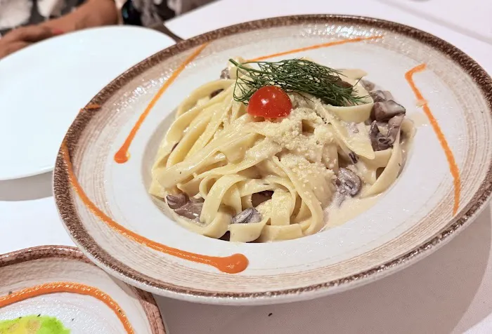 White Olive Picture 4