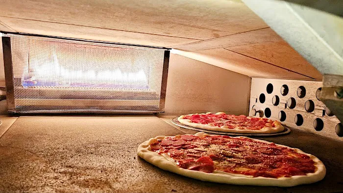 Patsy's Pizzeria Picture 1