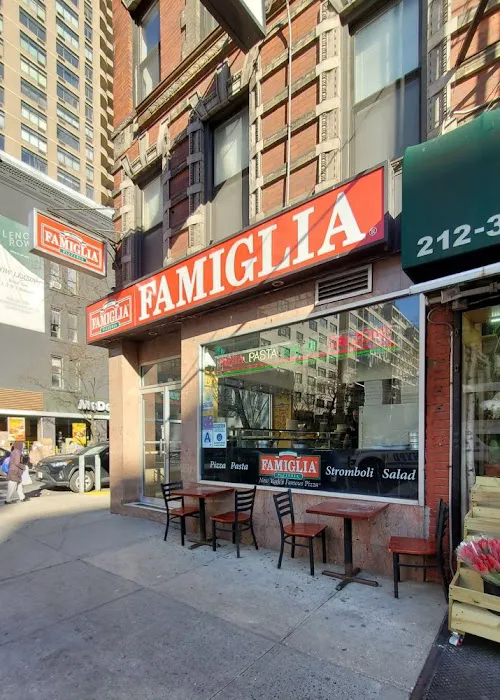 Famous Famiglia Pizzeria Picture 1