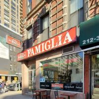 Famous Famiglia Pizzeria ico