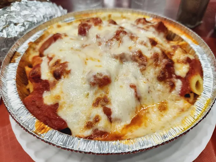 Famous Famiglia Pizzeria Picture 7
