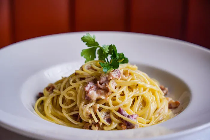 Serafina Always 61st (UES) Picture 6