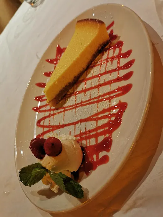 Serafina Always 61st (UES) Picture 3