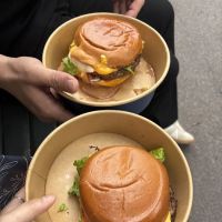 Tony Dragon's Grille ico