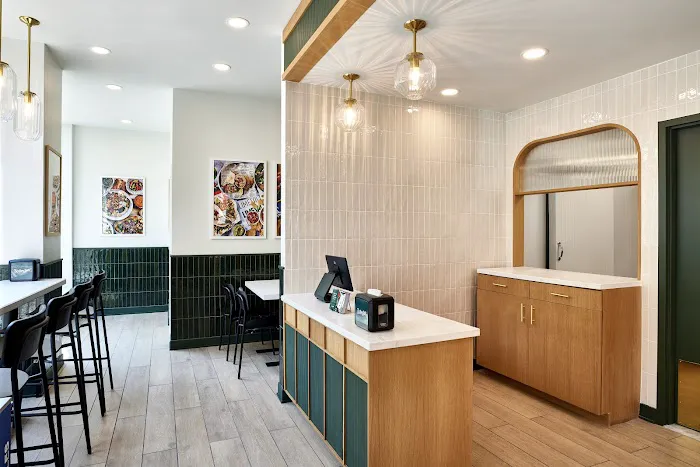 Wonder Lenox Hill Picture 5