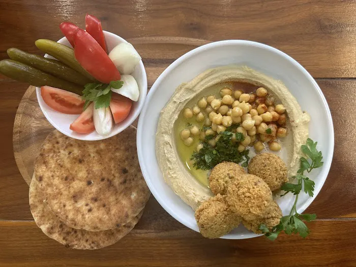 Moshe's falafel Picture 8