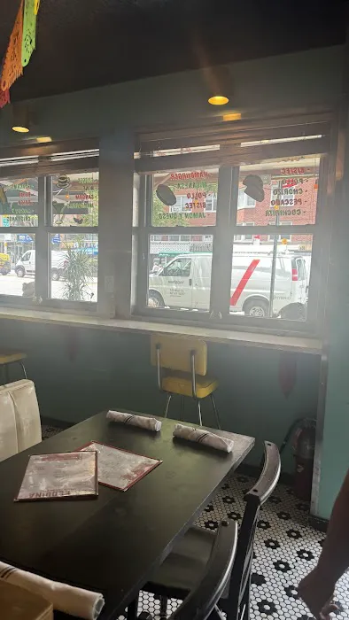 La Esquina Picture 5