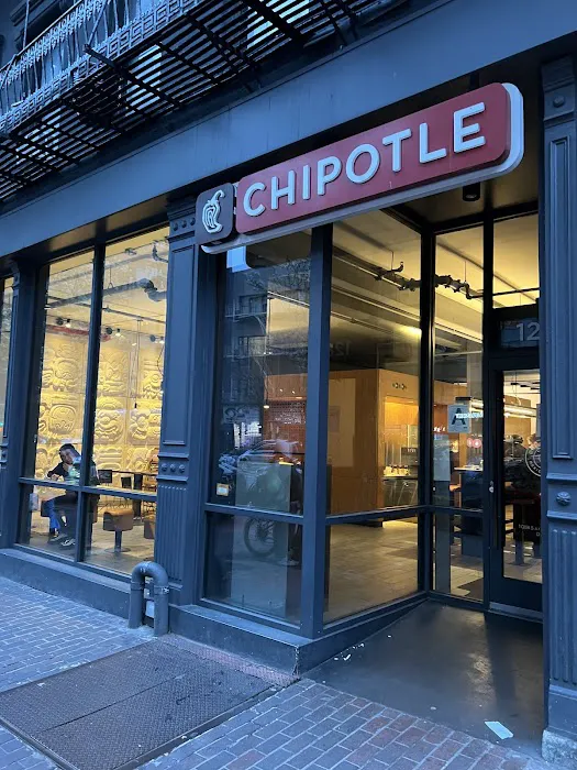 Chipotle Mexican Grill Picture 6