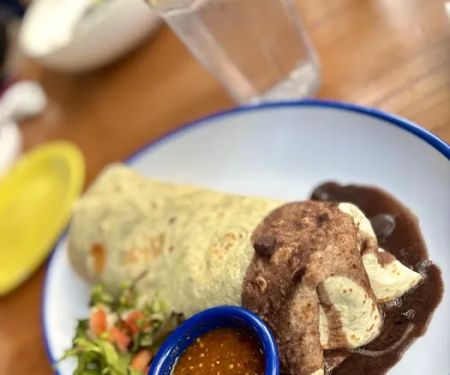 Nina’s Great Burrito Bar