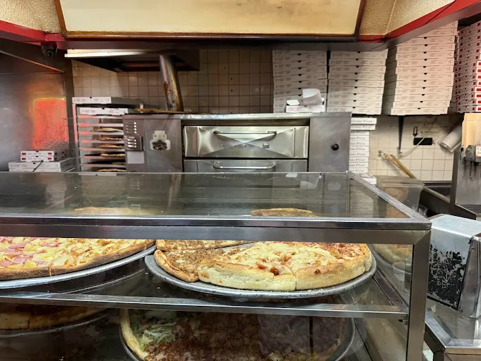 Pizza Pete's Picture 5