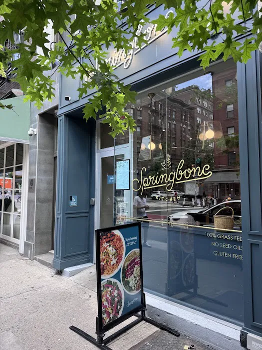 Springbone Kitchen Picture 7