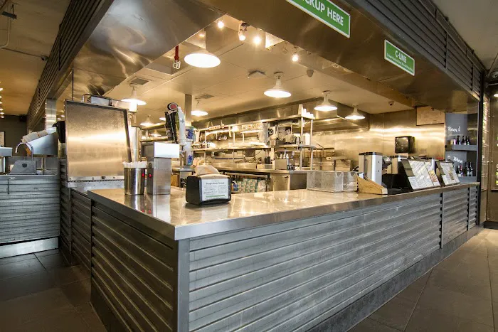 Shake Shack Upper East Side Picture 4