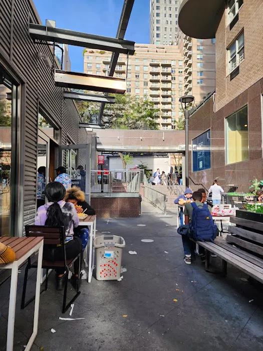 Shake Shack Upper East Side Picture 5