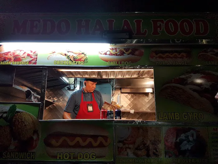 Medo Halal Food Cart Picture 4
