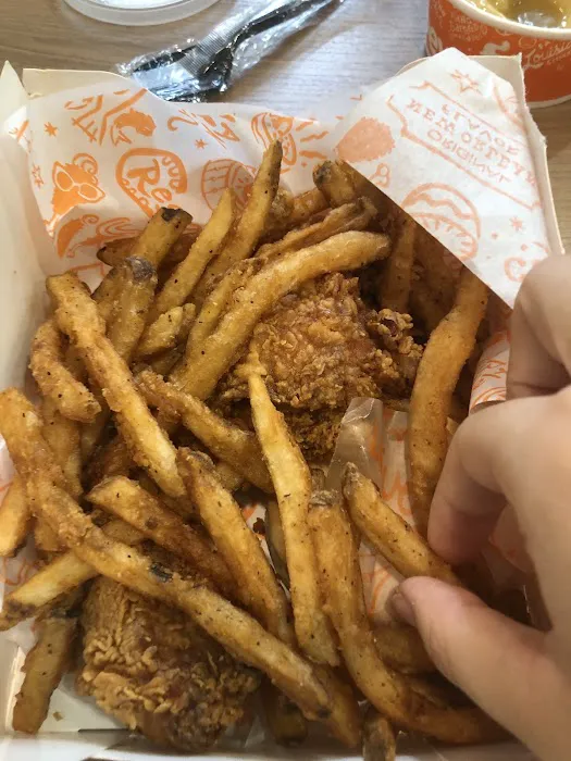 Popeyes Louisiana Kitchen Picture 6
