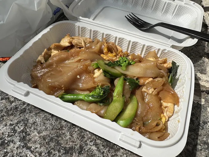 Talung Thai Kitchen Food Truck Picture 8