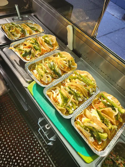 Tacos El Azteca Picture 9