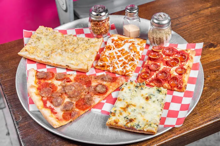 Mimi's Pizza (3rd Ave & 86th) Picture 2