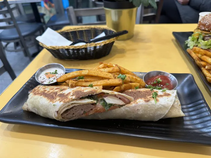 Lava Shawarma Picture 7