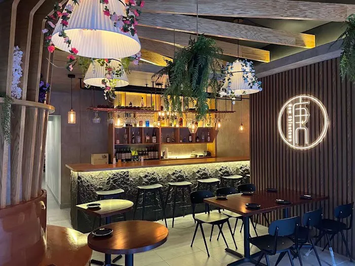 New Chinatown Restaurant and Bar | Asian Fusion | Chinese and Thai Food Picture 10