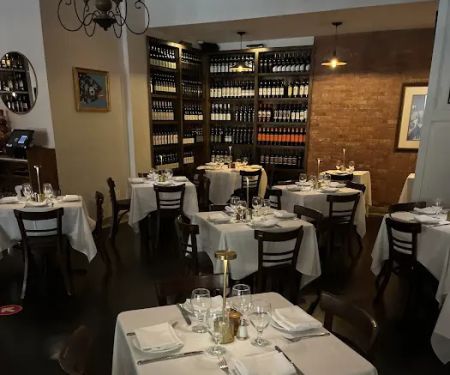 Trattoria iL Gusto Wine Bar
