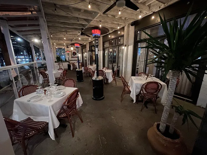 Trattoria iL Gusto Wine Bar Picture 2
