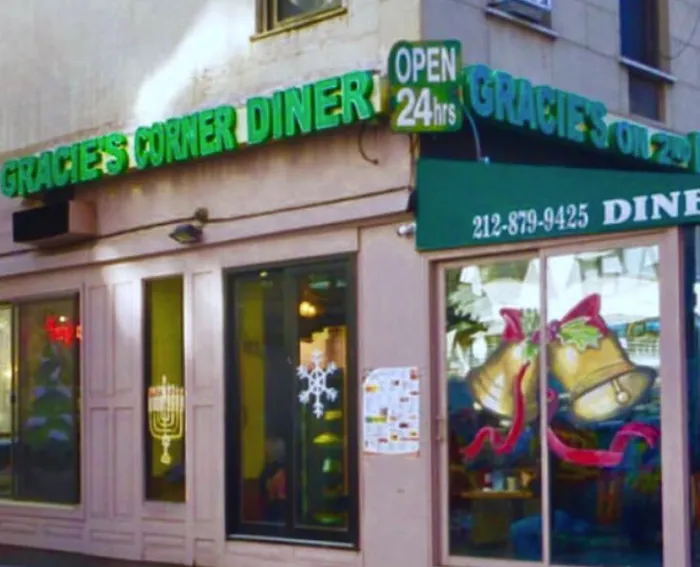 Gracie's Diner Picture 10