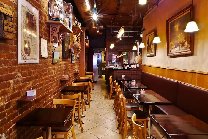 Budapest cafe Picture 10