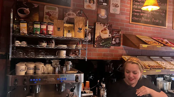 Budapest cafe Picture 8