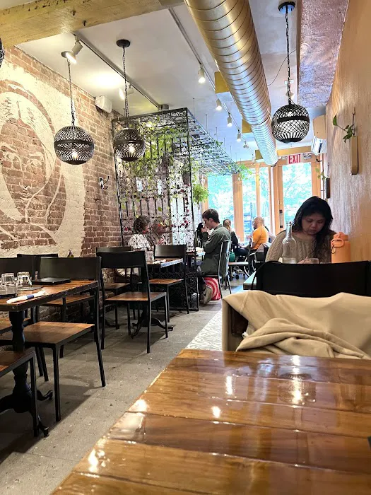 Hummus Kitchen Picture 5